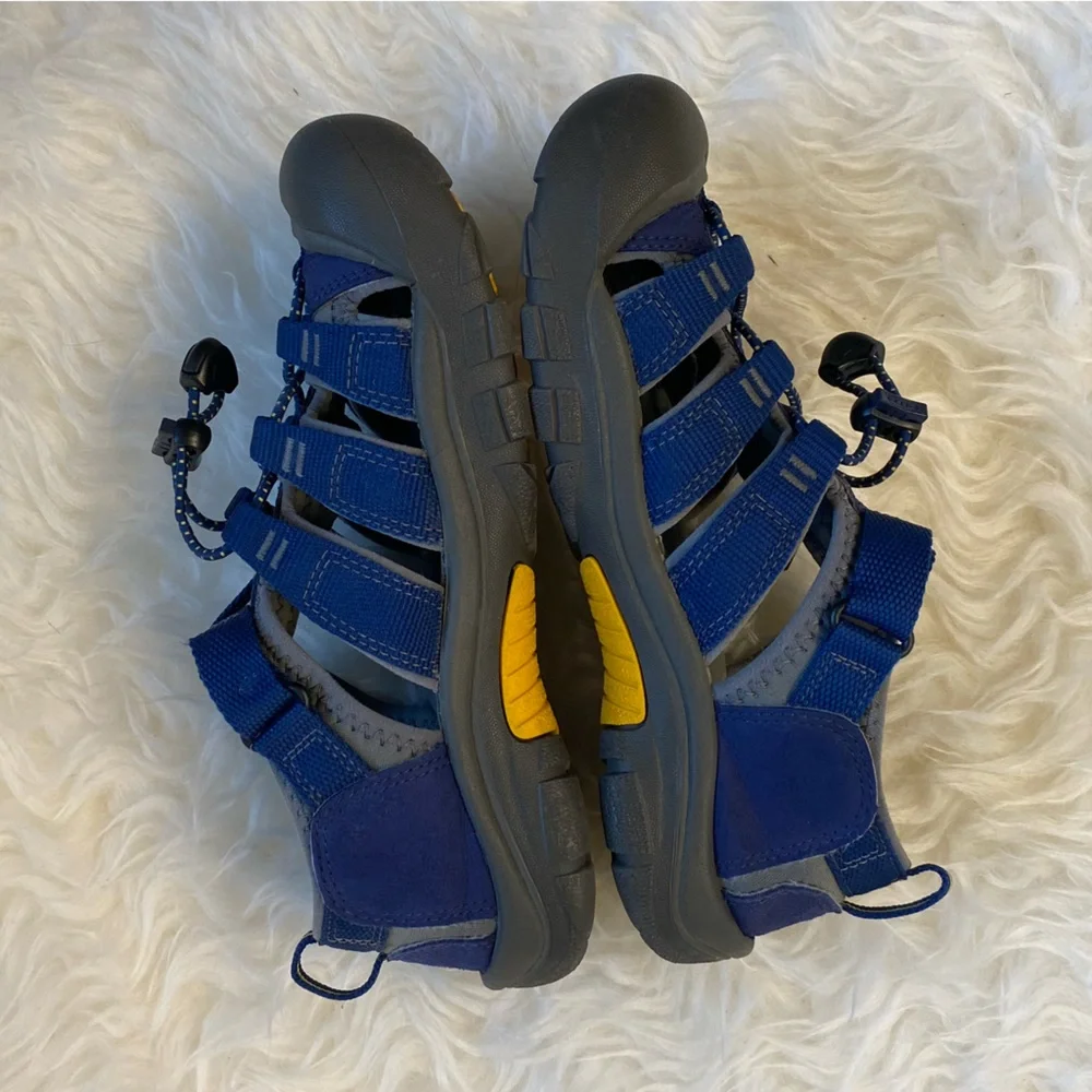 Keen Newport H2, big kids’ size 4